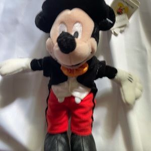 NEW YEAR ‘S EVE MICKEY MOUSE❗️